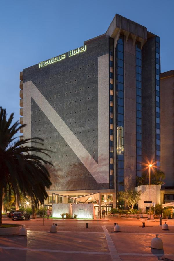The Nicolaus Hotel Bari Exterior foto